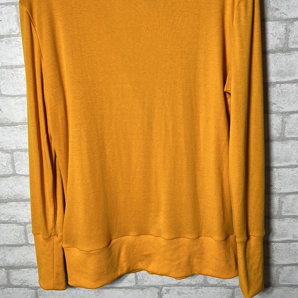 Nenona button down cardigan size medium - Picture 11 of 11